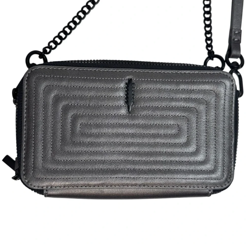 NWOT Thacker‎ Womens Wallet on Black Chain Crossbody Leather Quilted Gray Zip
